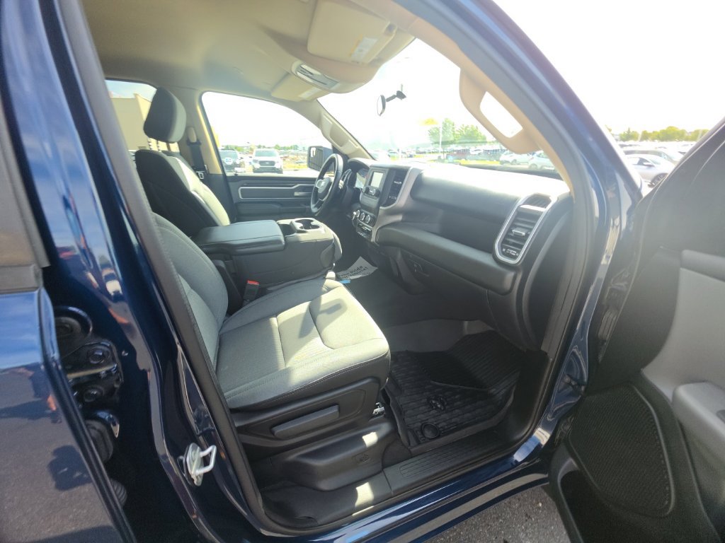 Used 2020 RAM 1500 Big Horn AWD/4WD image 31