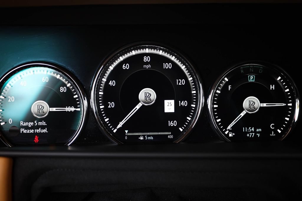 Used 2022 Rolls-Royce Cullinan AWD/4WD image 28
