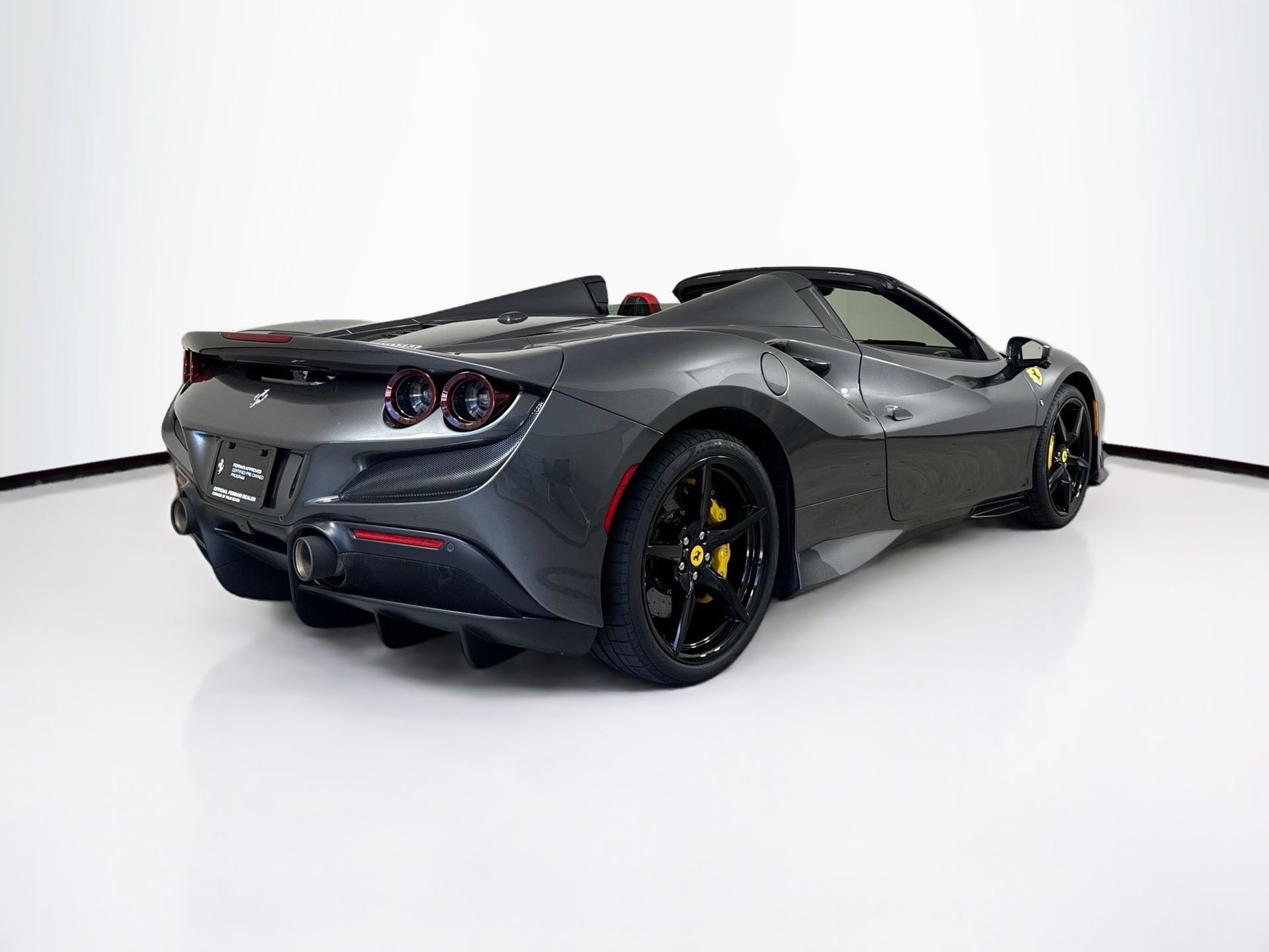 Certified 2022 Ferrari F8 Tributo RWD image 7