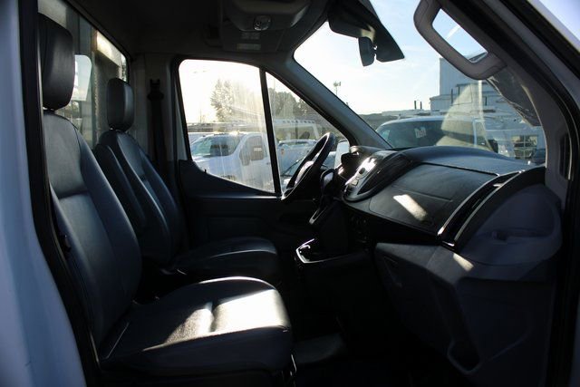 Used 2018 Ford Transit 250 Base image 19