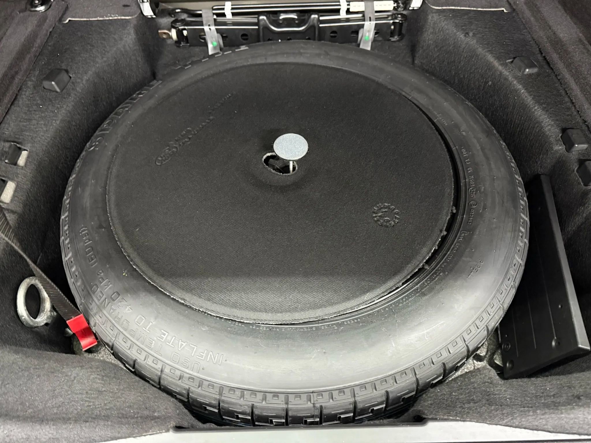 Used 2016 Land Rover Range Rover Sport HSE image 40