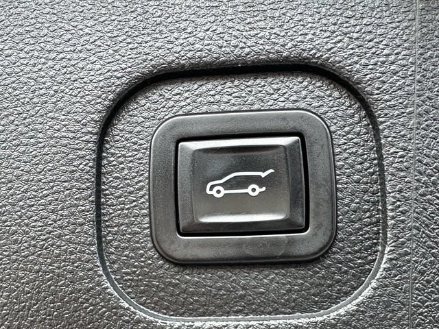 Used 2017 GMC Terrain Denali AWD/4WD image 31