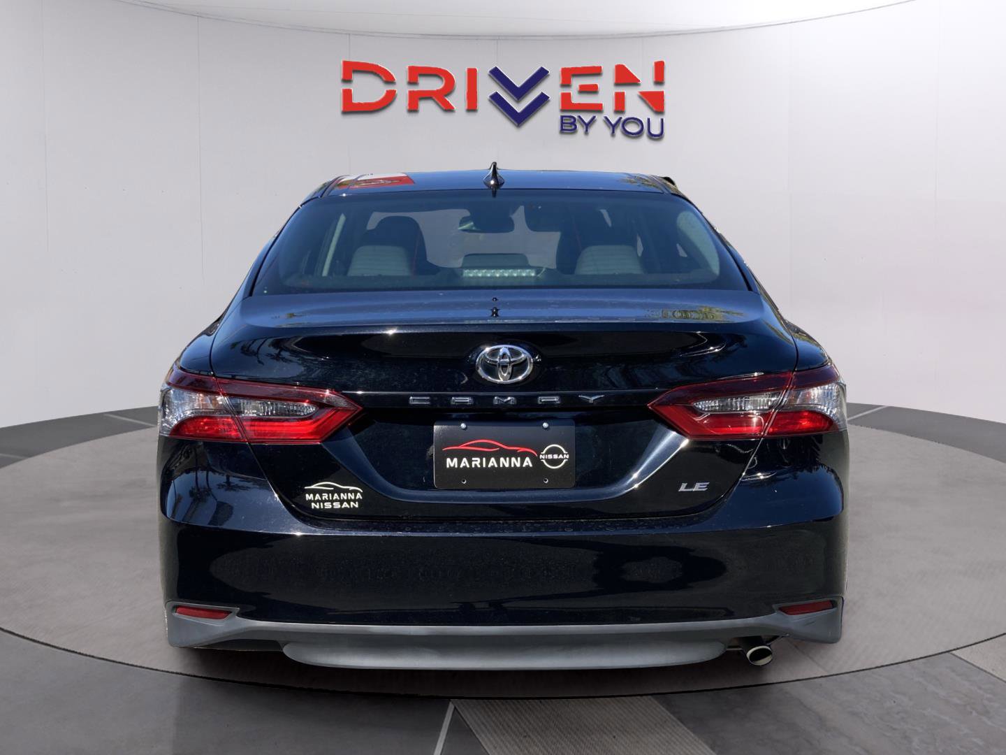 Used 2024 Toyota Camry LE image 5