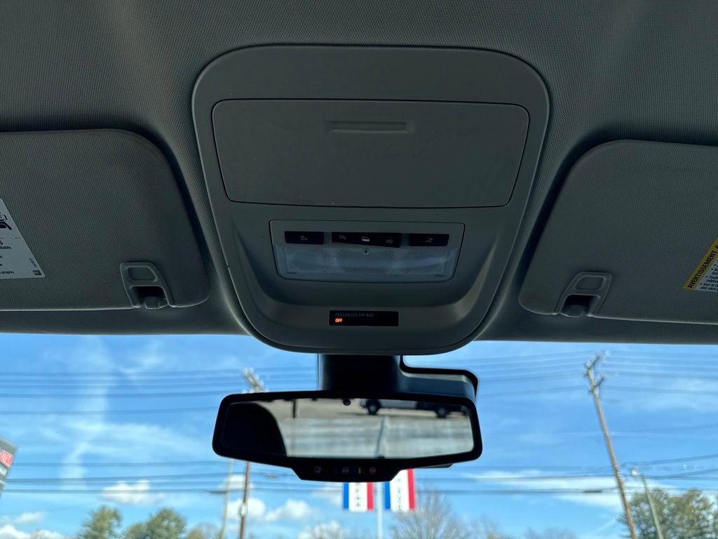 Used 2022 Chevrolet Colorado LT w/ Fleet Safety Package image 31