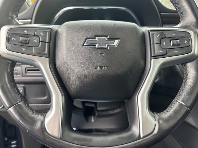 Used 2023 Chevrolet Suburban Z71 image 16