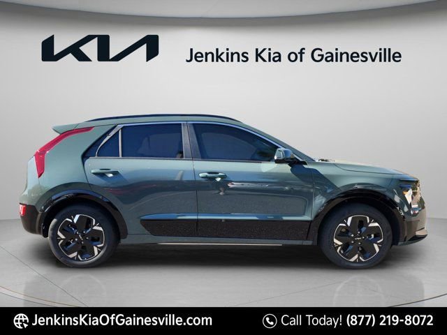 Used 2025 Kia Niro Wind w/ Wind Preserve Package FWD image 2