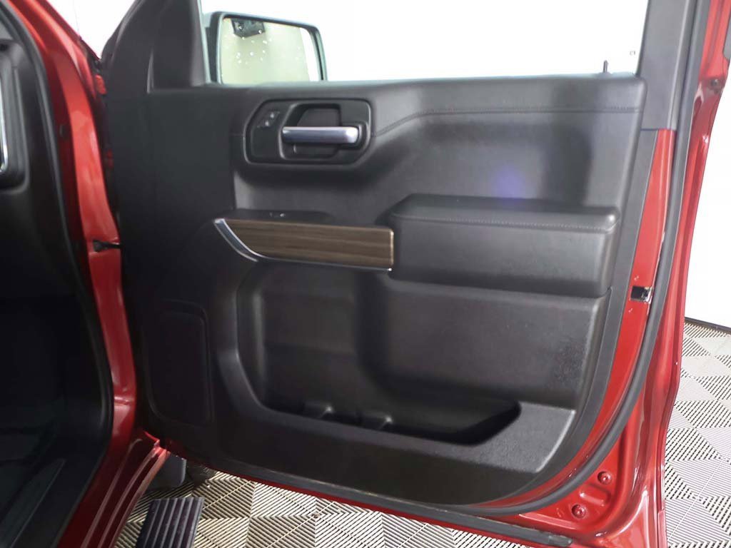 Used 2020 Chevrolet Silverado 1500 LT w/ LT Value Package image 16