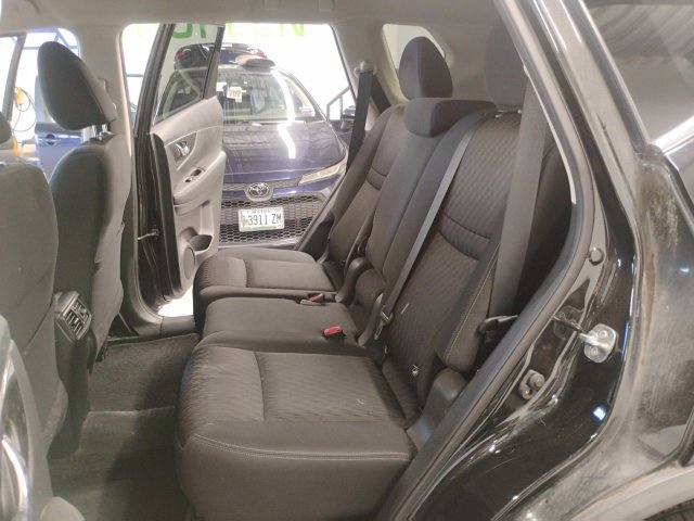 Used 2020 Nissan Rogue SV image 22