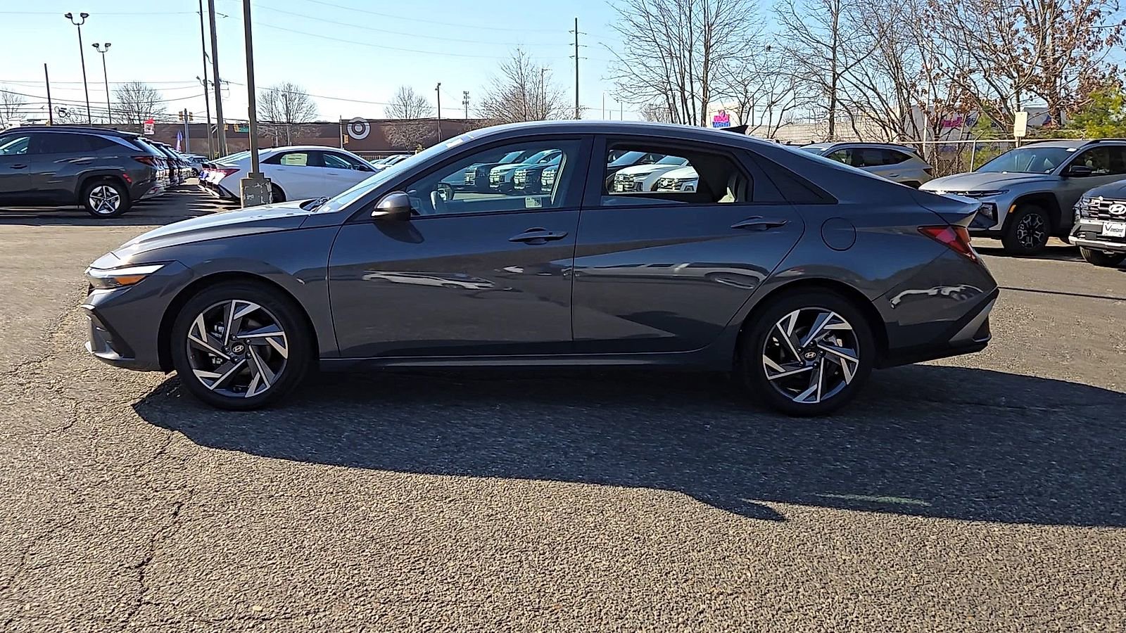 Certified 2025 Hyundai Elantra Sport image 5