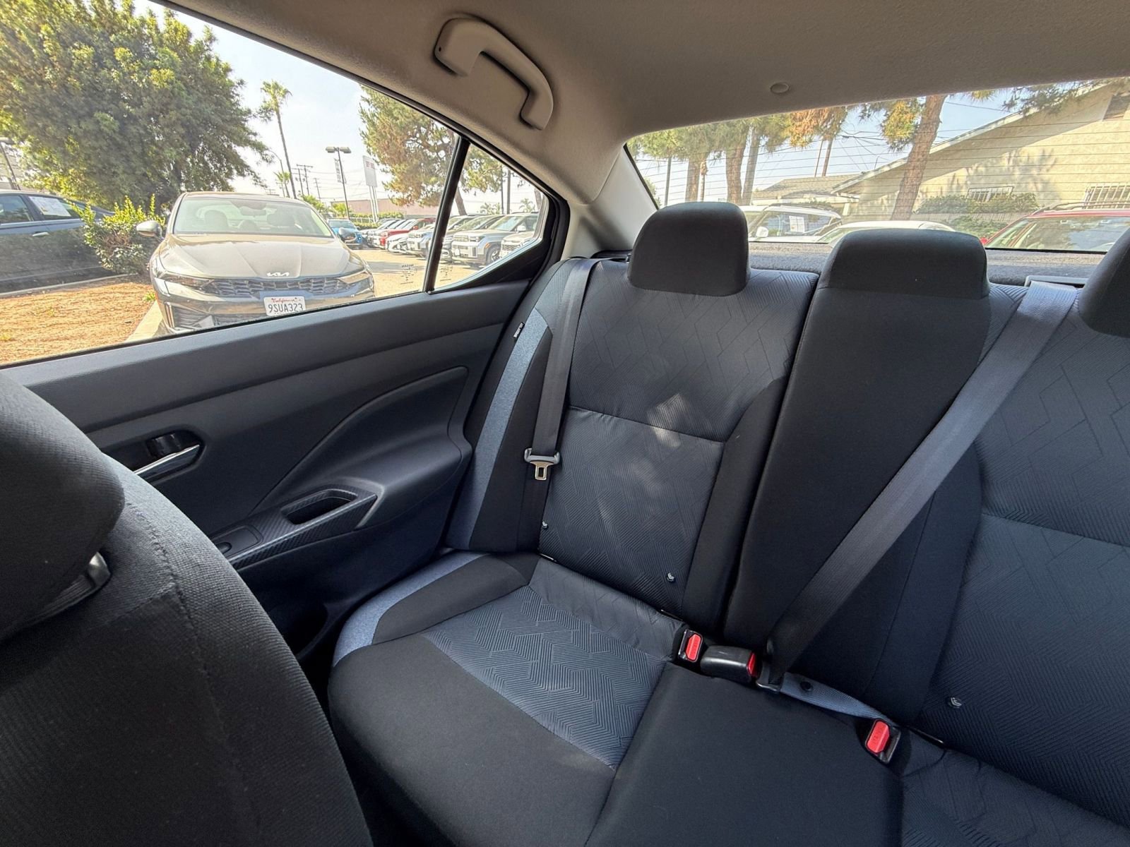 Used 2025 Nissan Versa SV FWD image 35