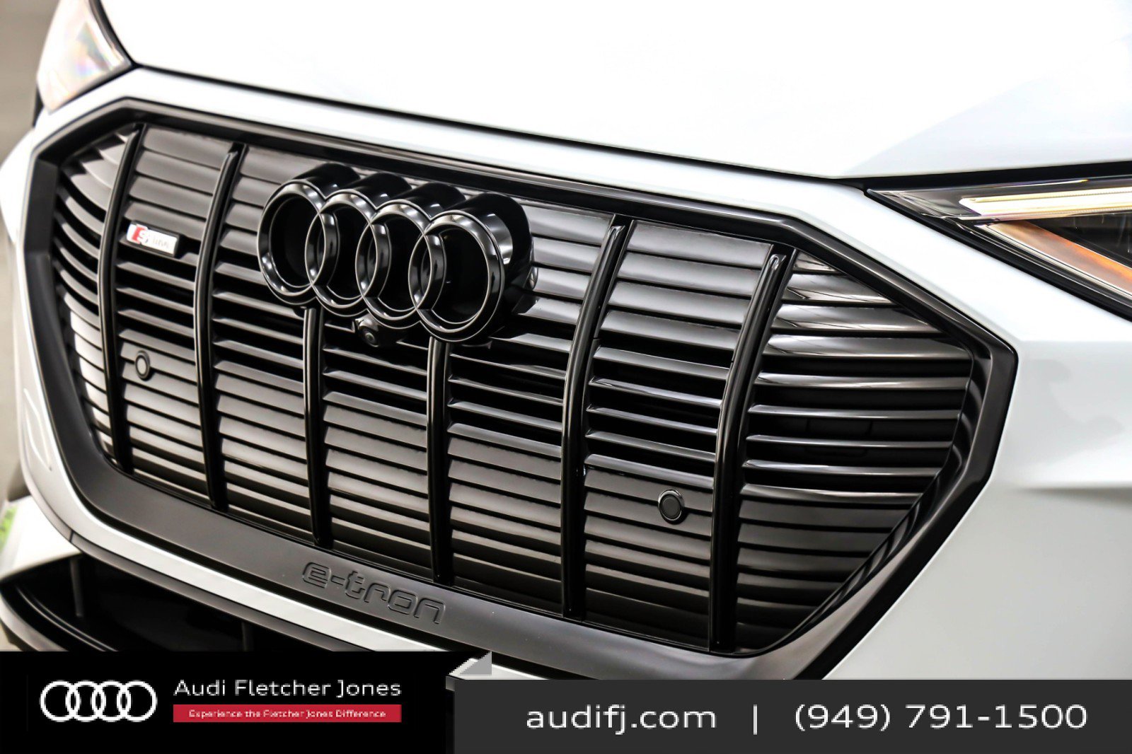 Used 2023 Audi e-tron Prestige w/ Prestige Package image 13