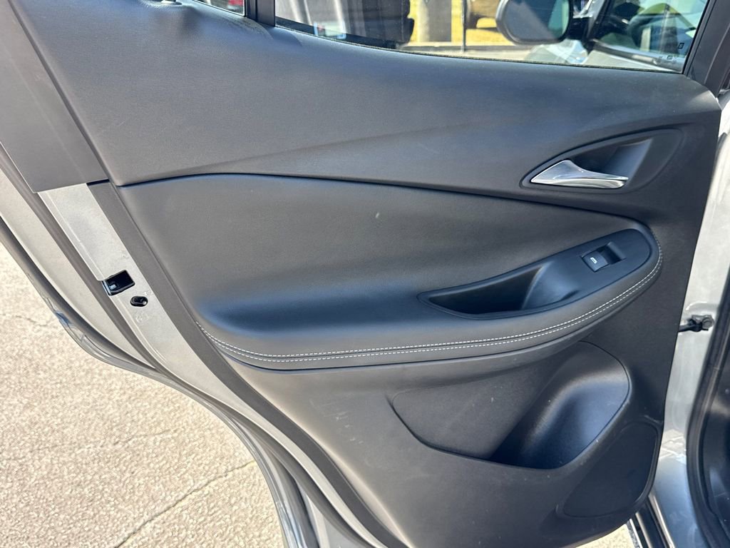 Used 2023 Buick Encore GX Preferred w/ Cold Weather Comfort Package AWD/4WD image 22