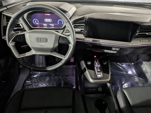 Used 2023 Audi Q4 e-tron Premium Plus w/ Premium Plus image 23