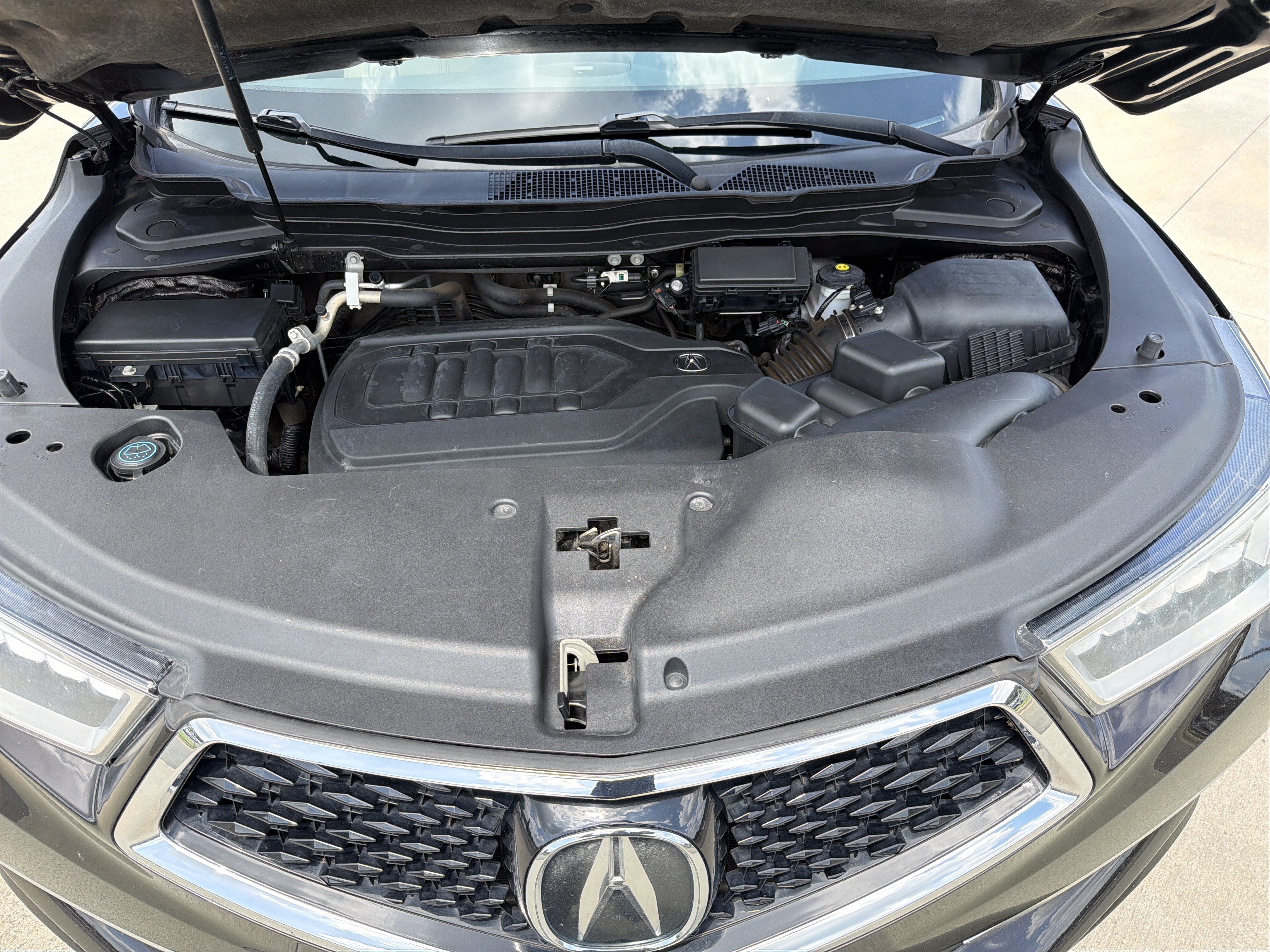 Used 2017 Acura MDX w/ Advance Package AWD/4WD image 34