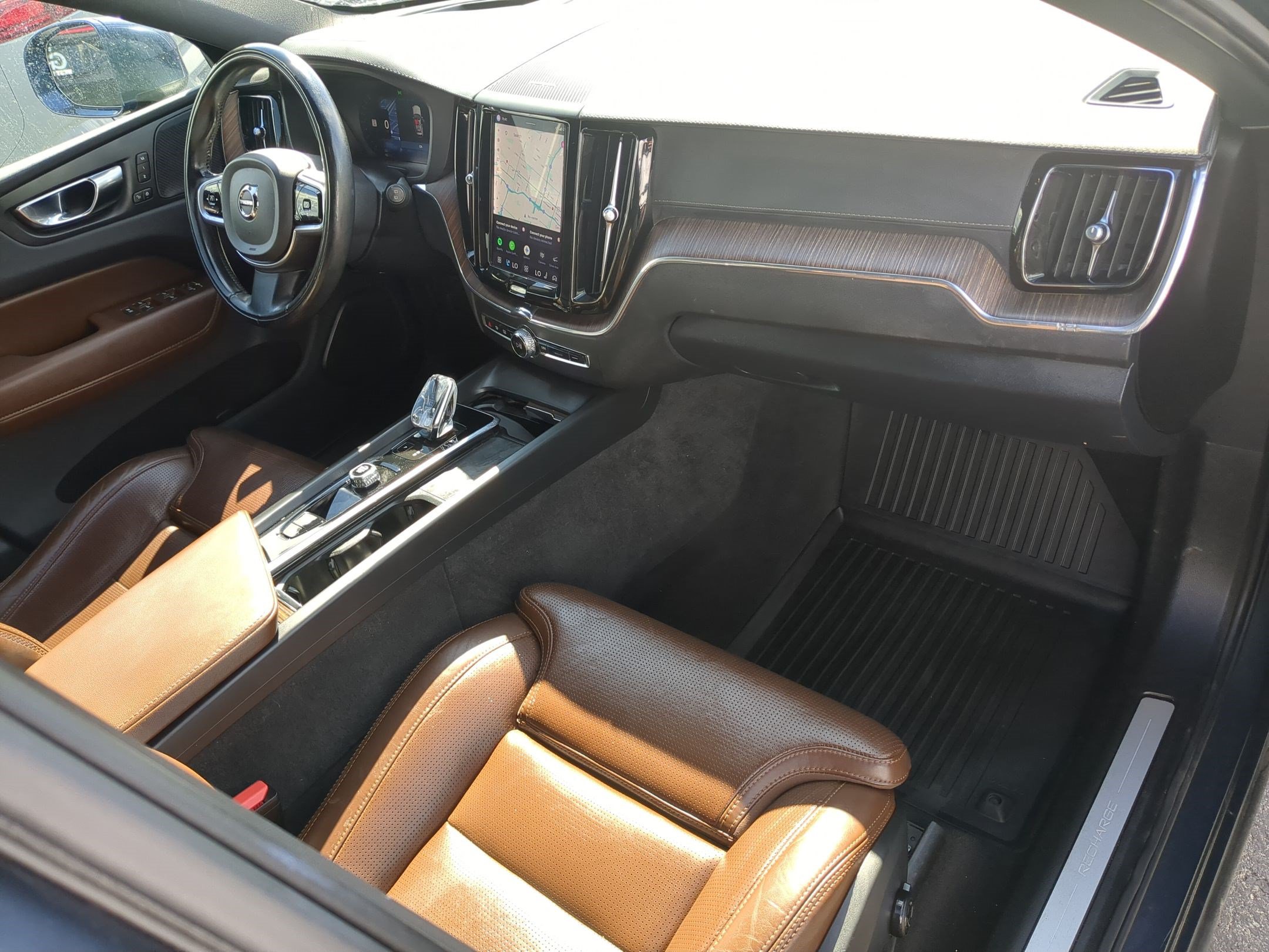 Used 2022 Volvo XC60 T8 Inscription w/ Advanced Package AWD/4WD image 34