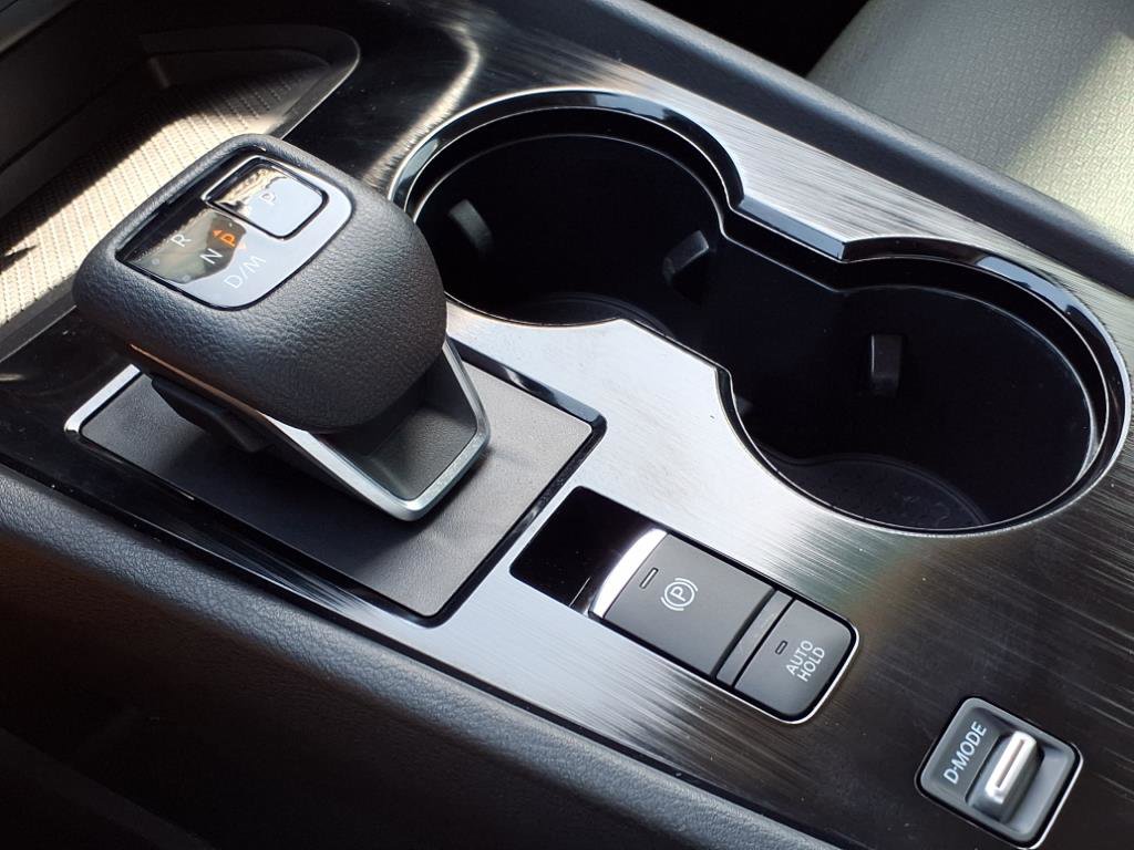 Certified 2022 Nissan Rogue SV w/ SV Premium Package image 21