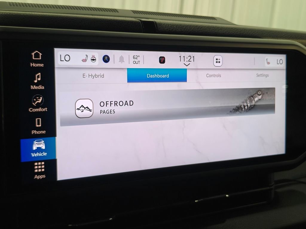 Used 2024 Jeep Wrangler Unlimited image 35