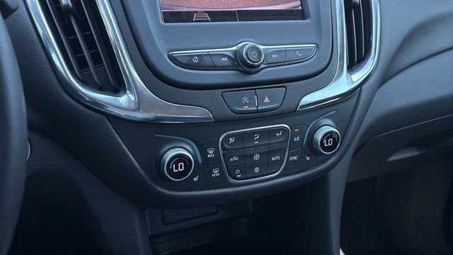 Used 2024 Chevrolet Equinox LT FWD image 30