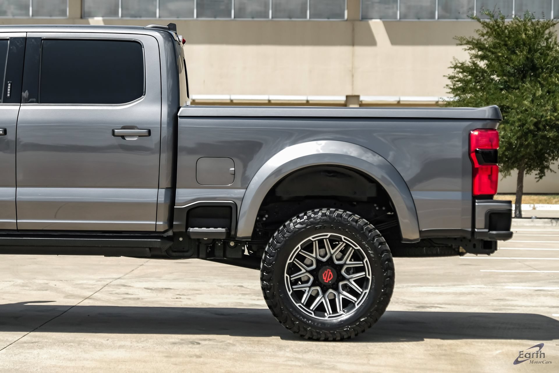 Used 2024 Ford F250 Lariat w/ Lariat Ultimate Package AWD/4WD image 10