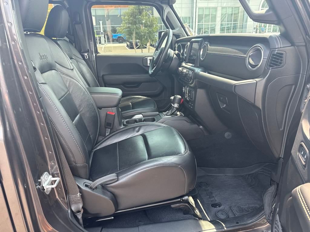 Used 2019 Jeep Wrangler Unlimited Sahara w/ Quick Order Package 24M Moab image 36