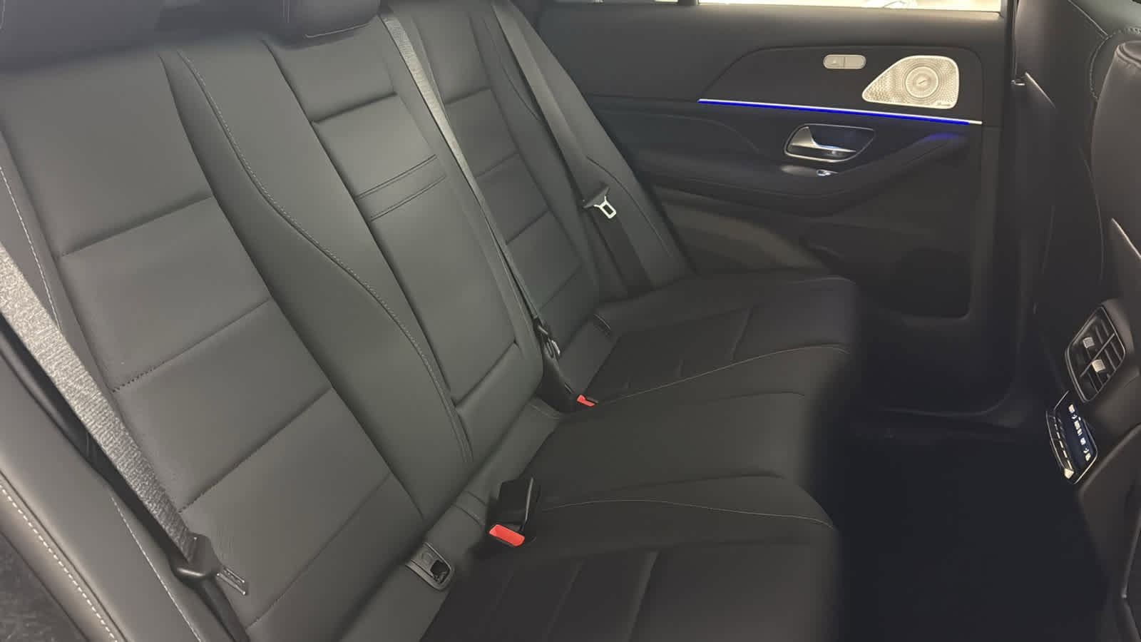 New 2026 Mercedes-Benz GLE 450 4MATIC Coupe image 35