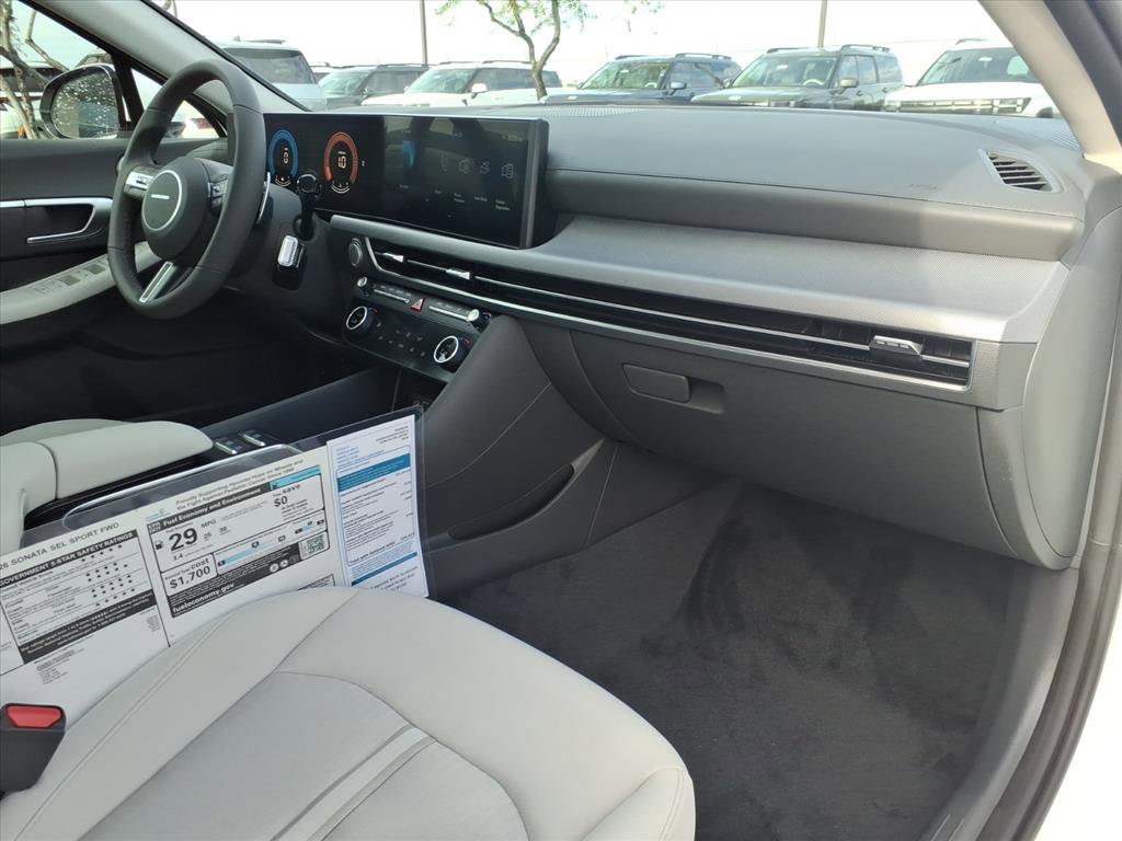 New 2026 Hyundai Sonata SEL FWD image 6