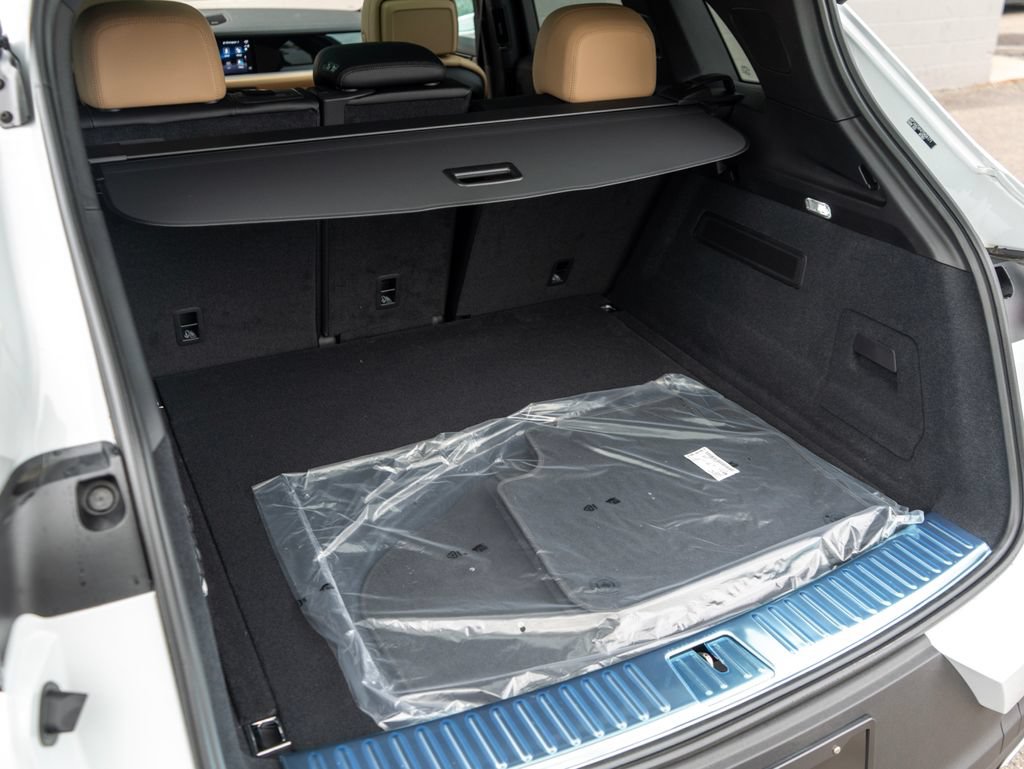 New 2026 Porsche Cayenne AWD/4WD image 14