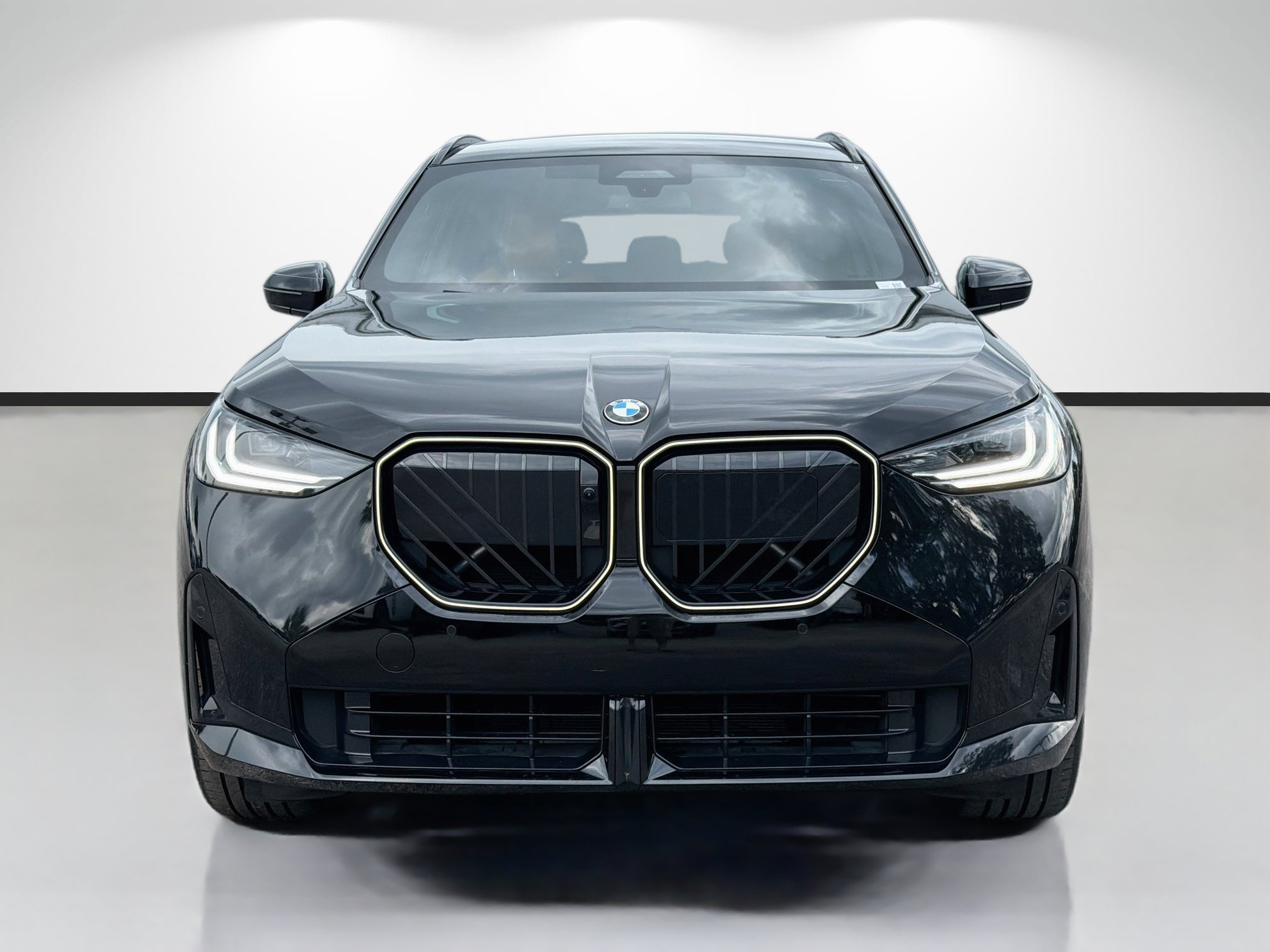 Used 2025 BMW X3 xDrive30i w/ Premium Package AWD/4WD image 8
