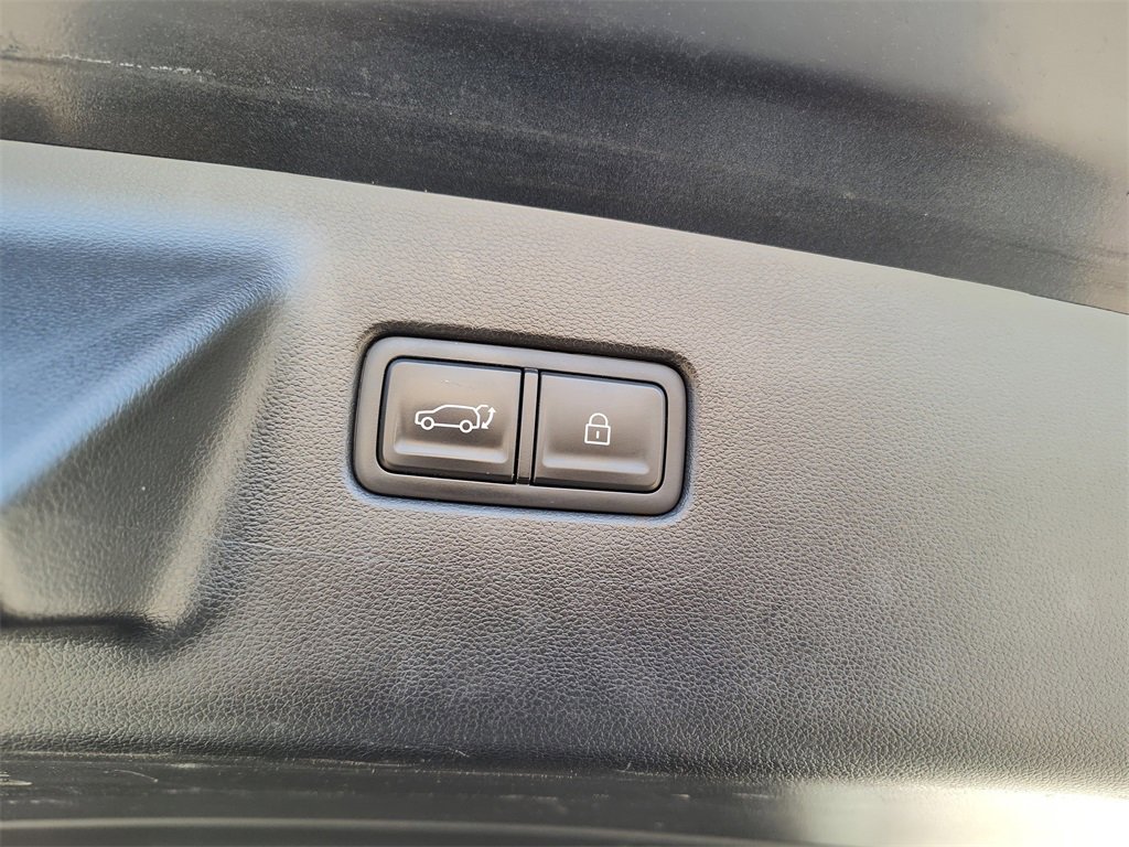 Used 2024 Hyundai Santa Fe SEL image 11