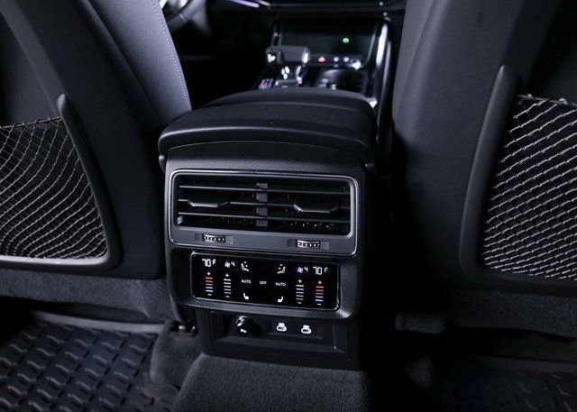 Certified 2025 Audi Q7 2.0T Premium Plus w/ Premium Plus Package image 23