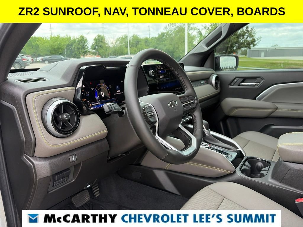 Used 2025 Chevrolet Colorado ZR2 w/ Midnight Edition AWD/4WD image 58