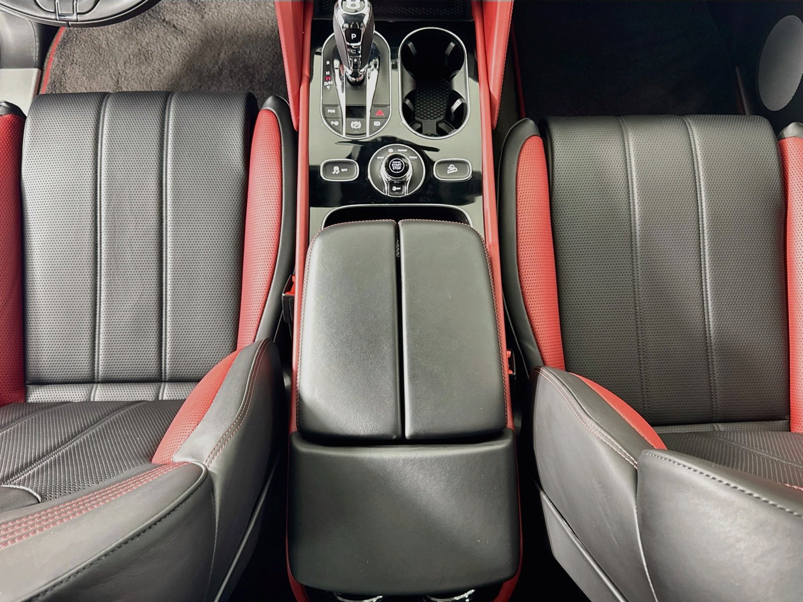 Certified 2023 Bentley Bentayga AWD/4WD image 24