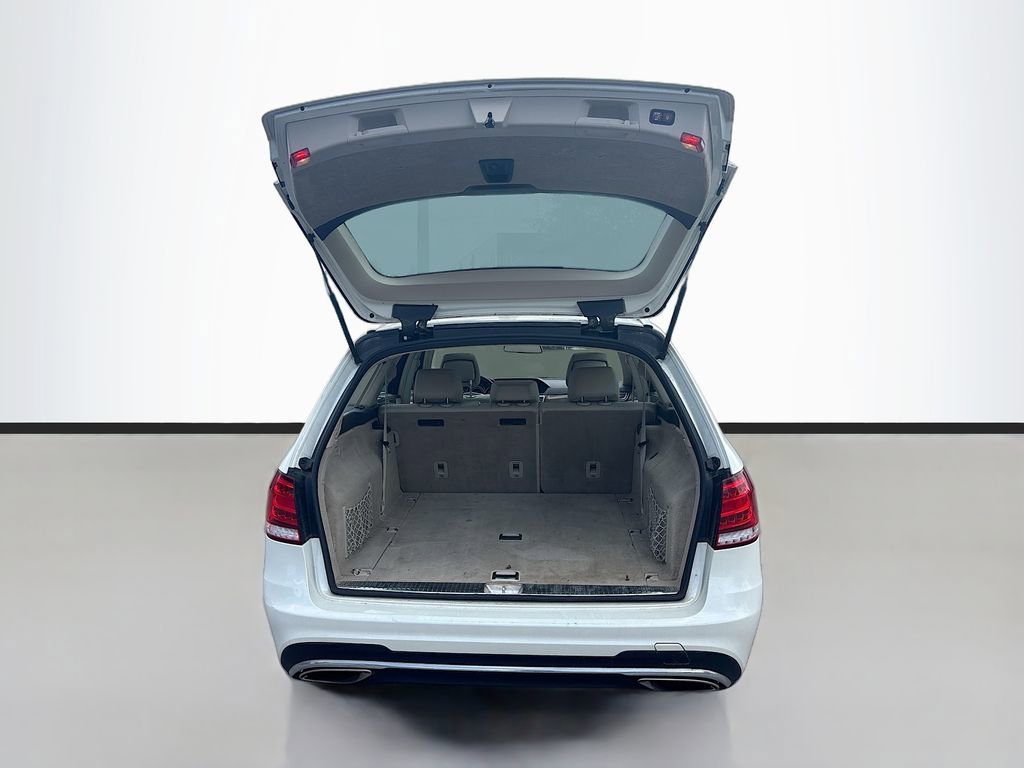 Used 2016 Mercedes-Benz E 350 4MATIC Wagon image 9