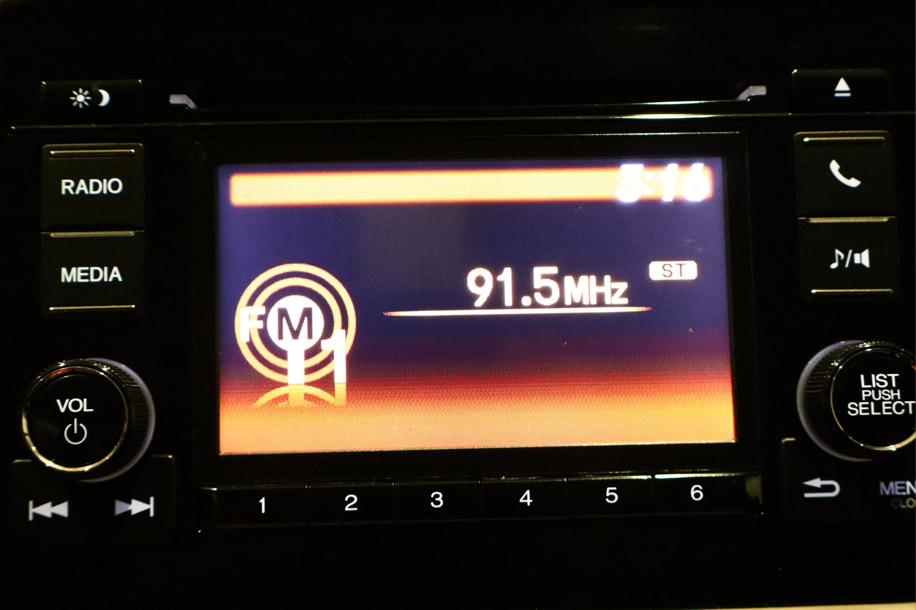 Used 2022 Honda HR-V LX image 22