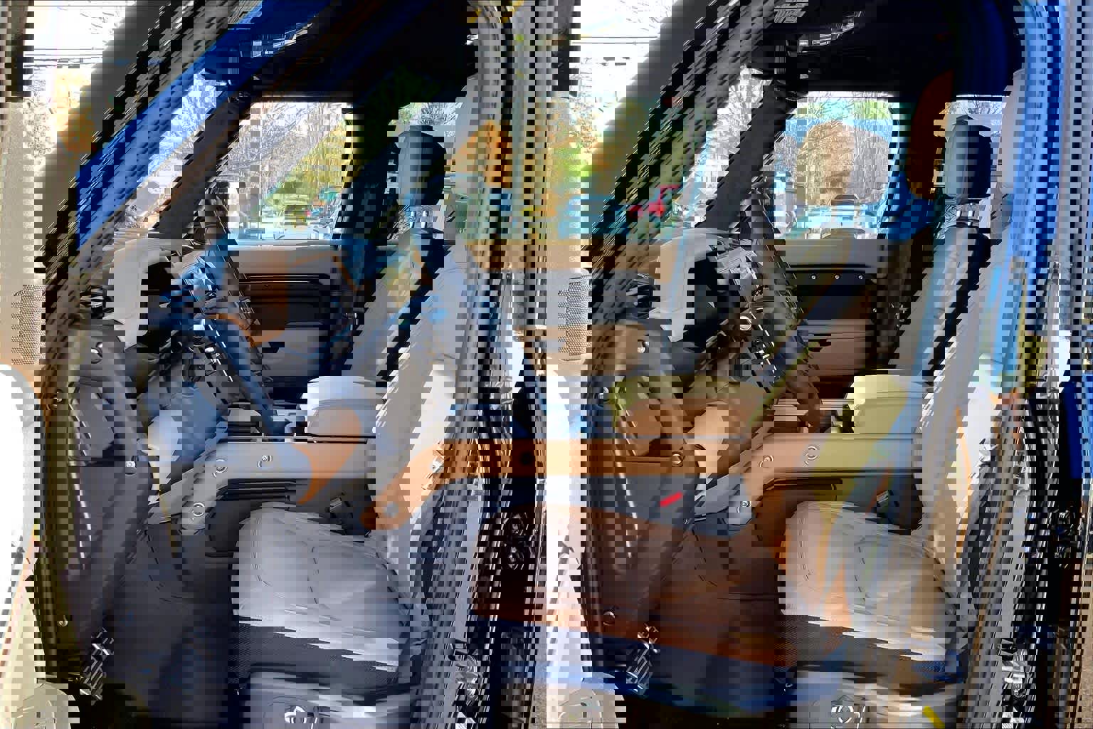 New 2026 Land Rover Defender 130 V8 image 13