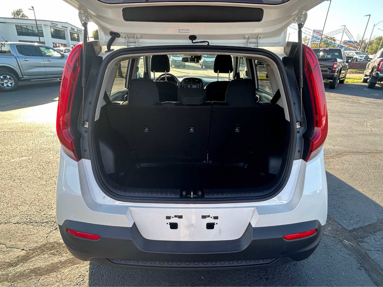 Used 2021 Kia Soul S image 6