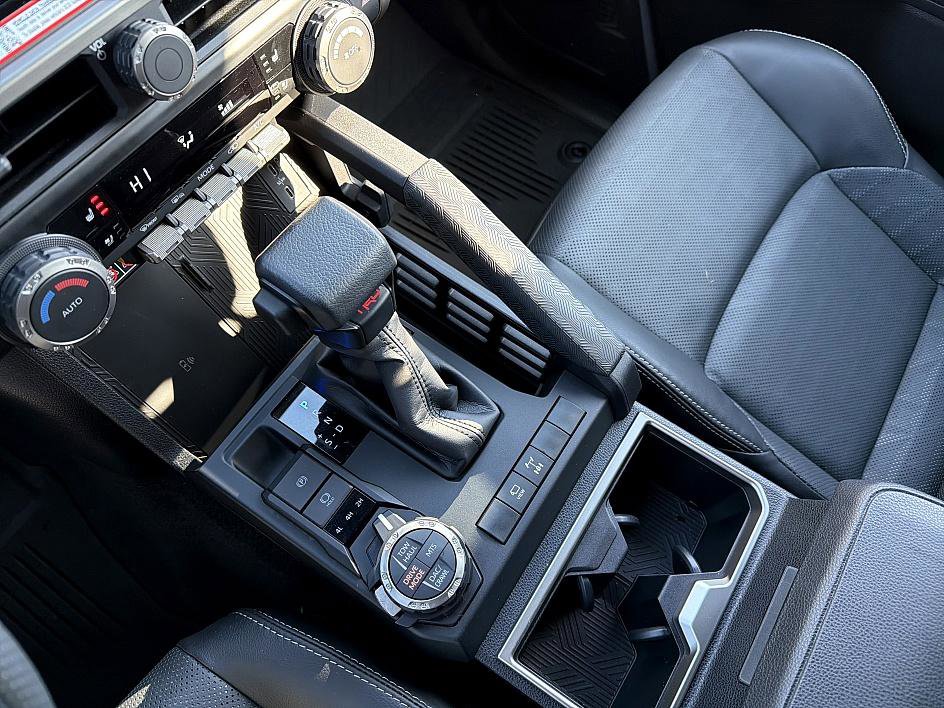 Used 2025 Toyota 4Runner TRD Off-Road Premium image 17