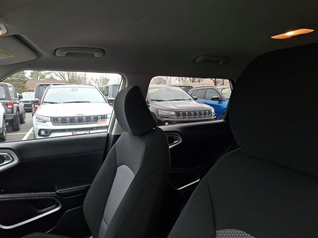 Used 2021 Kia Soul LX image 24