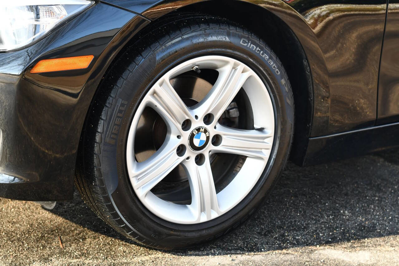 Used 2015 BMW 320i Sedan image 7