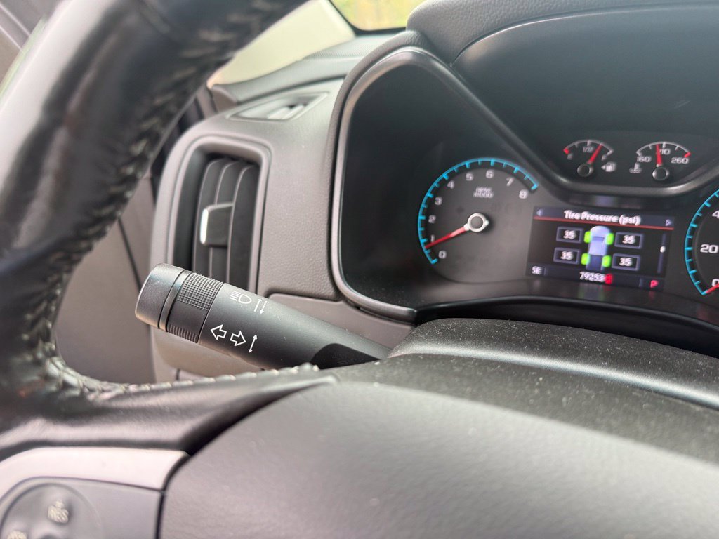 Used 2019 Chevrolet Colorado LT w/ LT Convenience Package RWD image 32