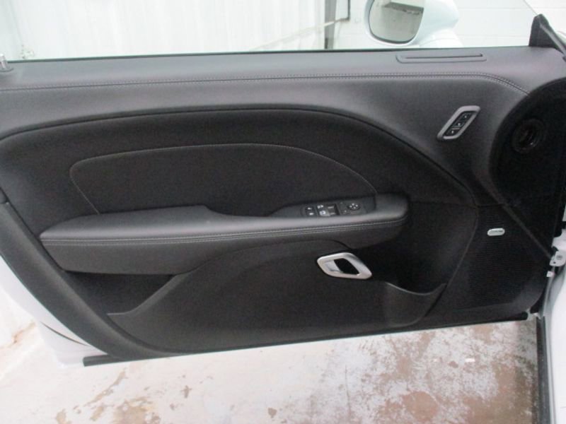 Used 2023 Dodge Challenger R/T Scat Pack w/ T/A Package image 15