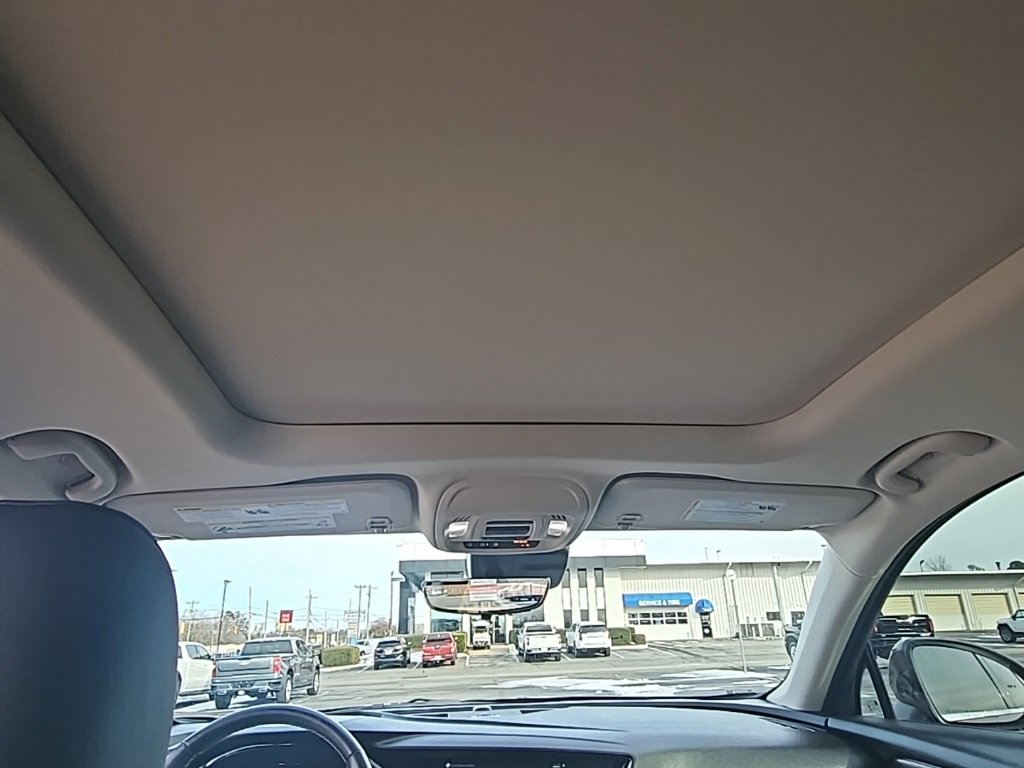 Certified 2023 Buick Envision Avenir image 16