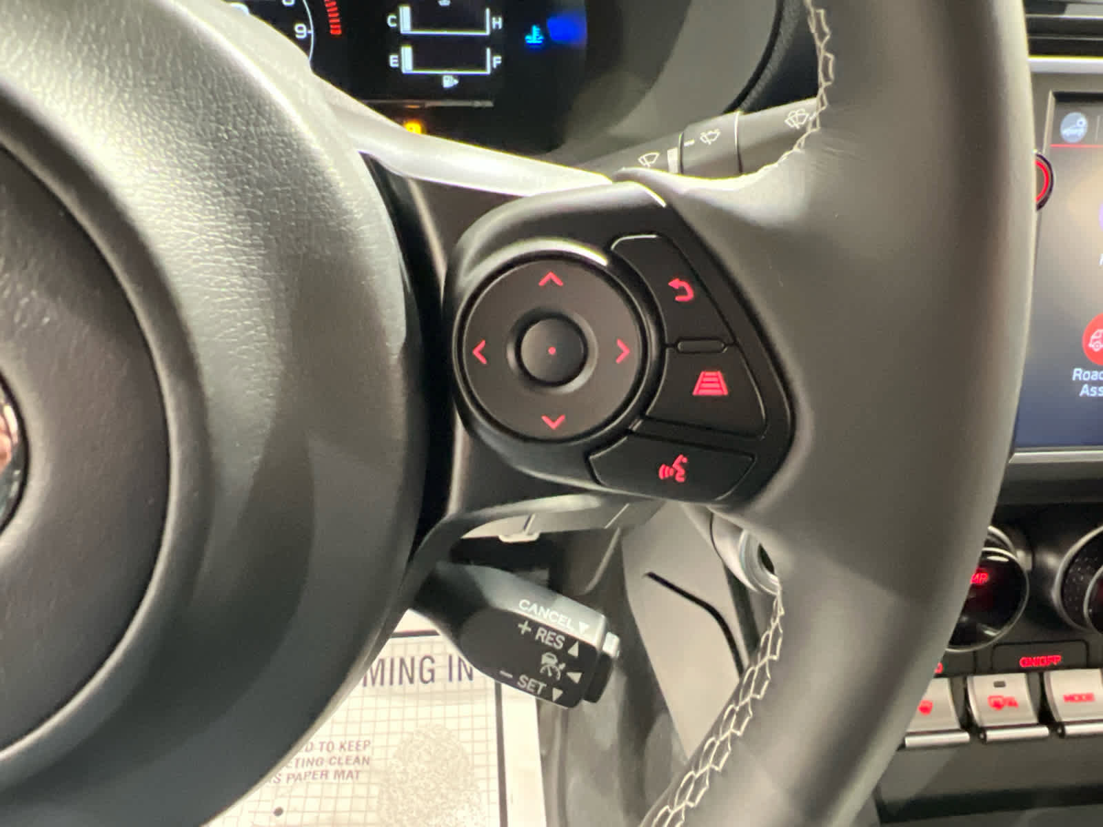 Used 2025 Toyota GR86 Premium w/ ALL Weather Mat Package (TMS) image 18