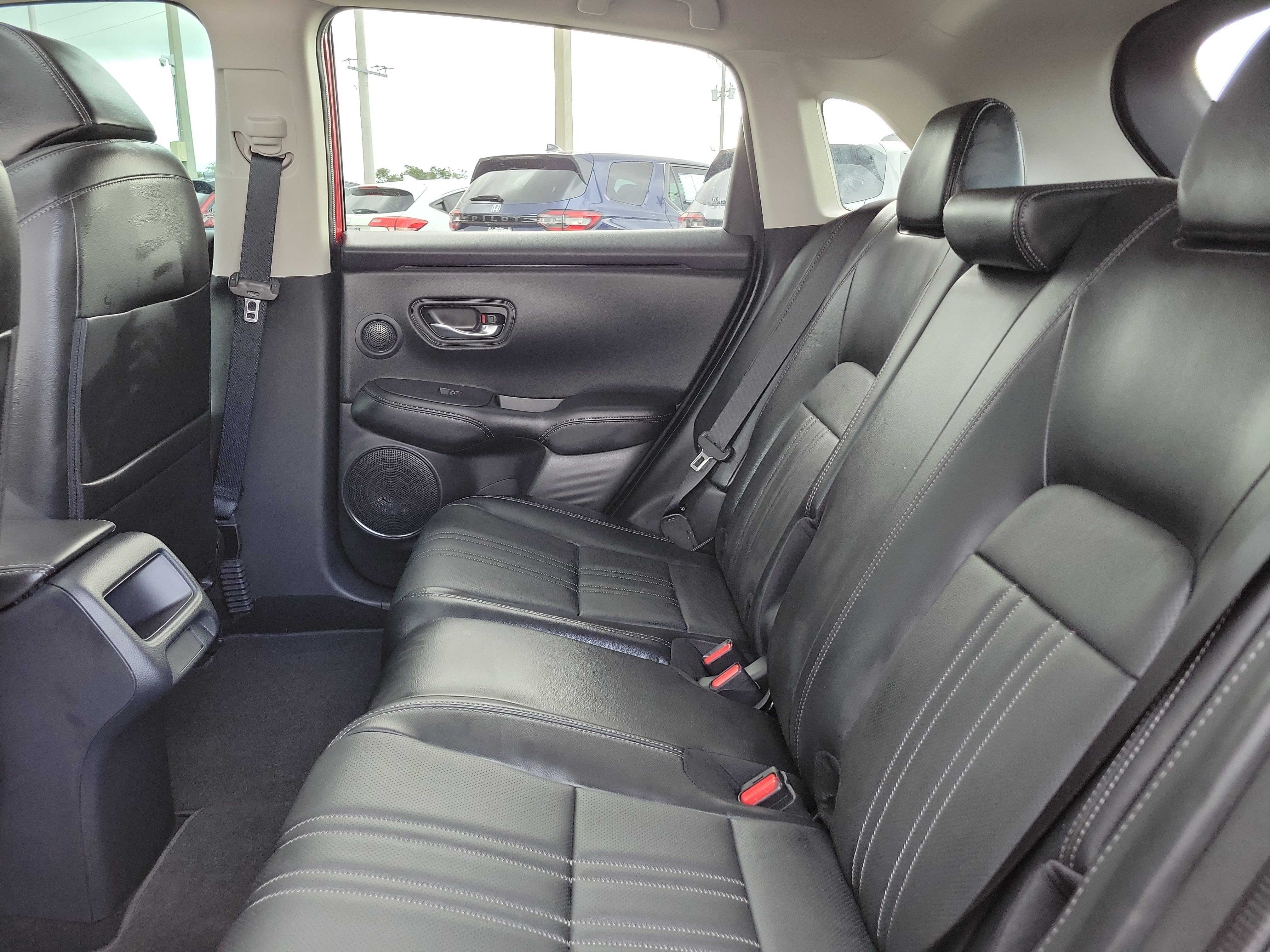 Used 2024 Honda HR-V EX-L image 13