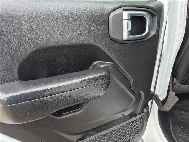 Used 2023 Jeep Gladiator Sport AWD/4WD image 29