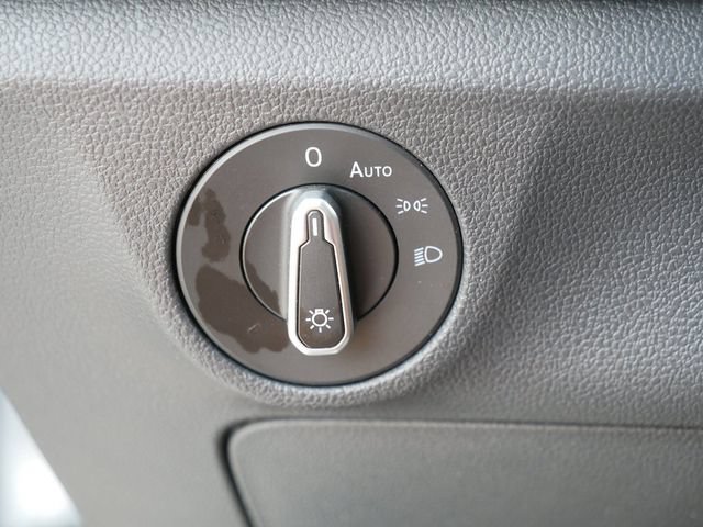 Certified 2023 Volkswagen Jetta SE FWD image 24