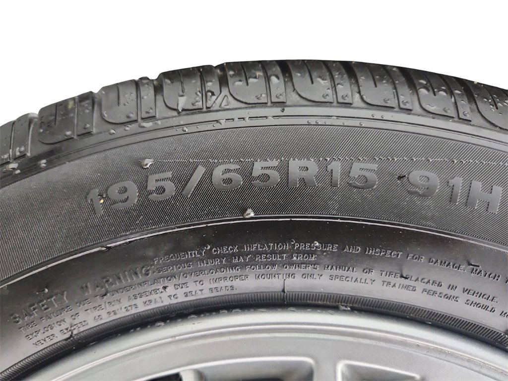 Used 2021 Hyundai Elantra SE image 32