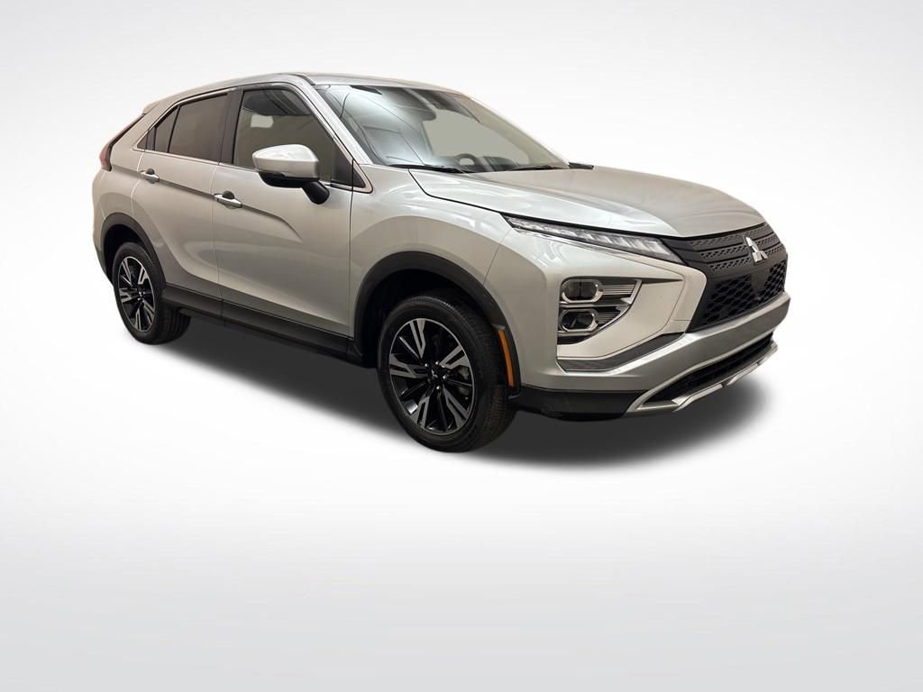 Used 2026 Mitsubishi Eclipse Cross SE image 3