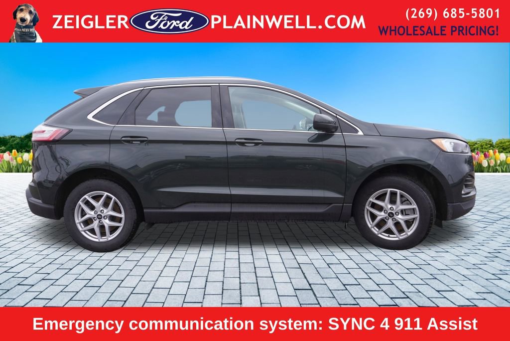 Used 2024 Ford Edge SEL w/ Convenience Package image 7