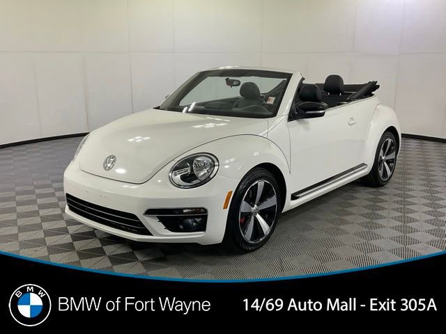 Used 2013 Volkswagen Beetle 2.0T FWD image 1